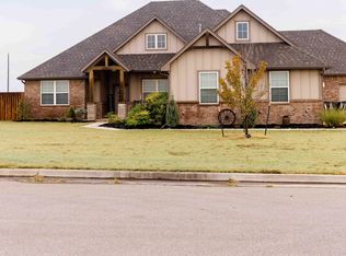 3504 Meadowbrook Dr, Enid, OK 73703