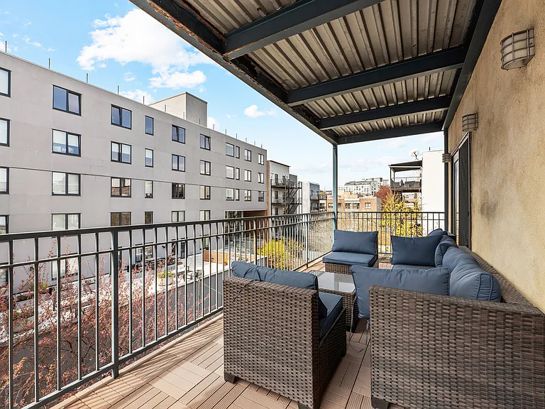 404 Monroe St #5 — Photo 19