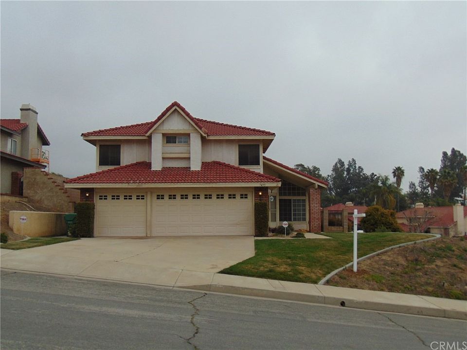 1st image of 7493 Crimson Dr