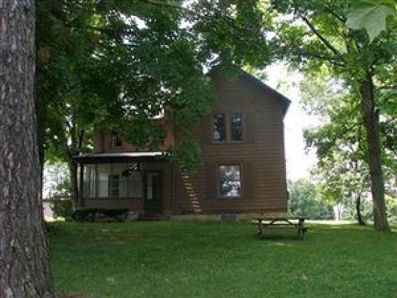 2nd image of 401-407 Pleasant Meadow Blvd