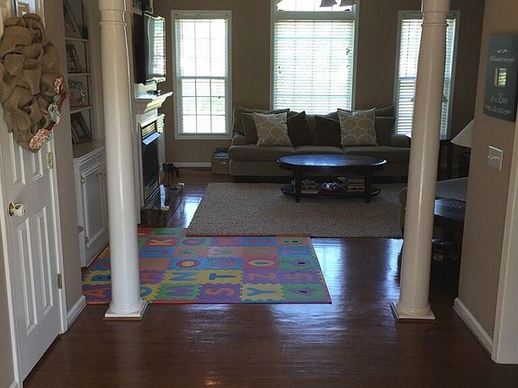 3rd image of 2249 Richmond Hills Dr