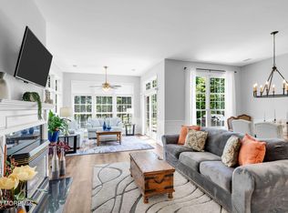 25 Silverspring Dr, Lakewood, NJ 08701