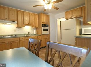 11 Hagemount Ave, Hightstown, NJ 08520