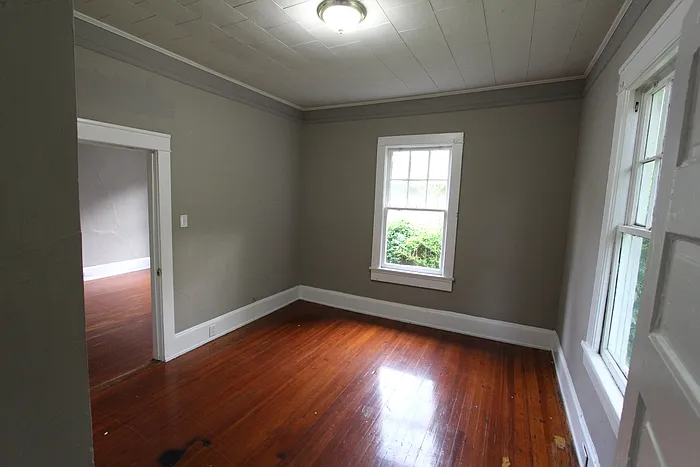 241 Marion St — Photo 5