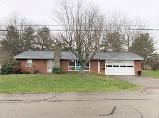 75 N Clinton St, The plains, OH 45780