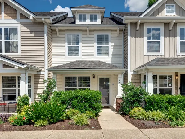 121 Shadow Glen Dr, Nashville, TN 37211