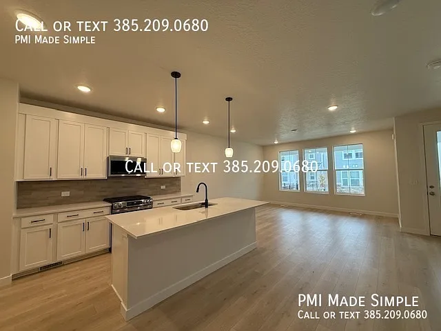 10063 N Torreya Dr — Photo 5