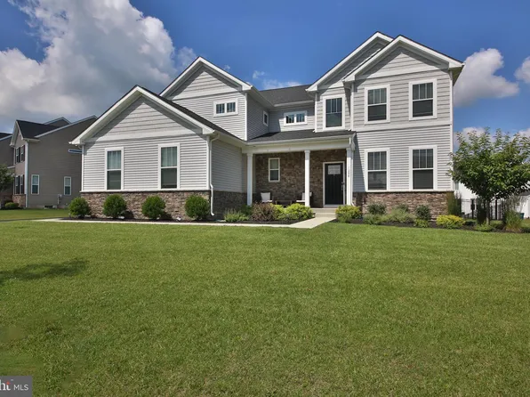 1088 Mariwill Dr, Quakertown, PA 18951