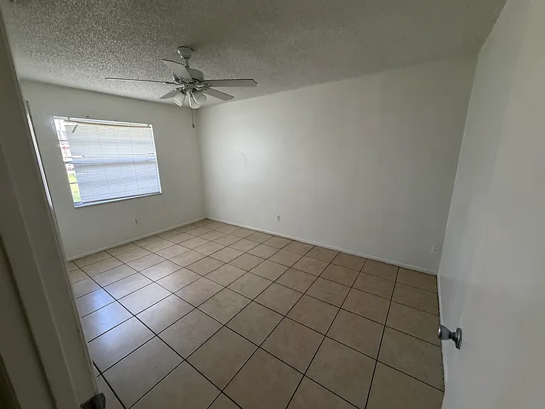 2300 W Cannon Ter NW #B — Photo 15