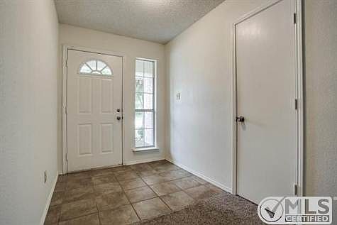 3rd image of 10813 Hornby St