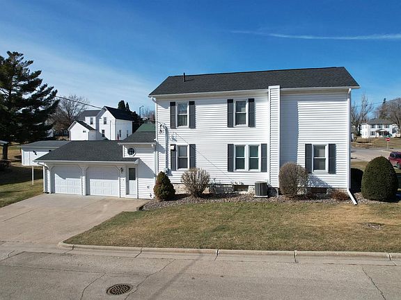 2nd image of 135 East Birch Street