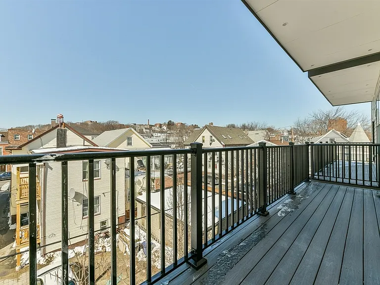 87 Parker St #402 — Photo 22