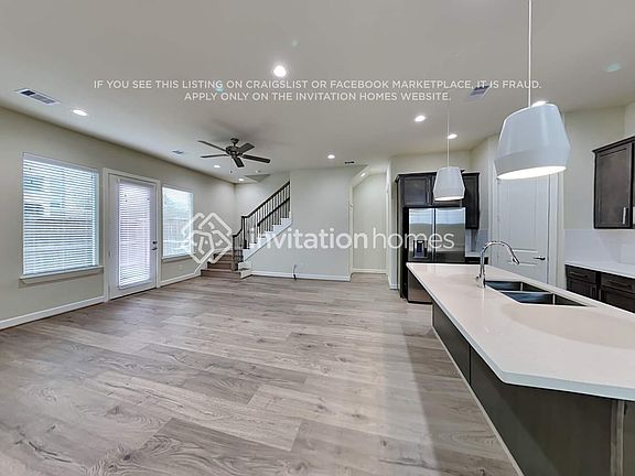 5th image of 10526 Executive Lake Dr