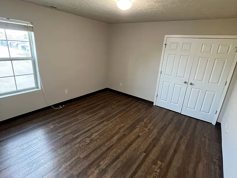 1224 Indianola St — Photo 12