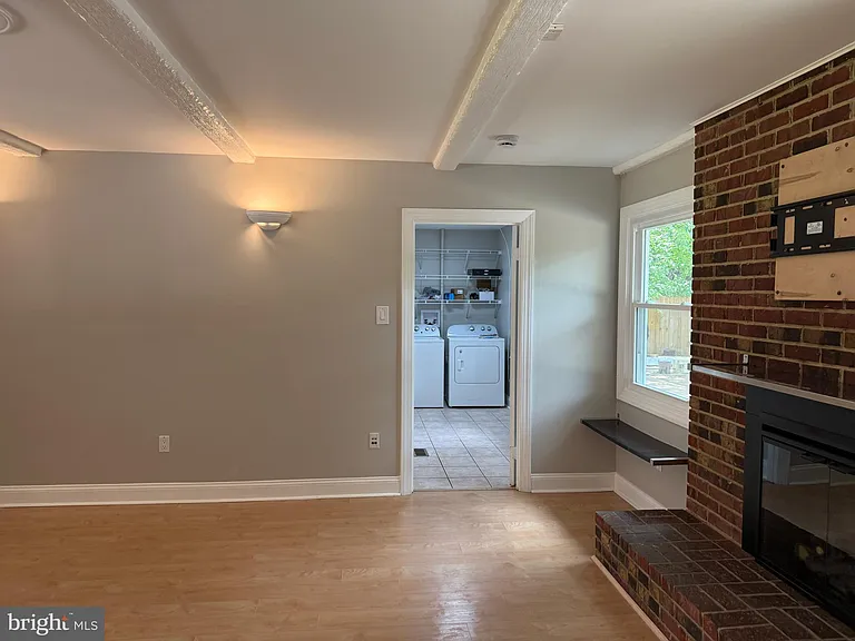 4140 Point Hollow Ln — Photo 37