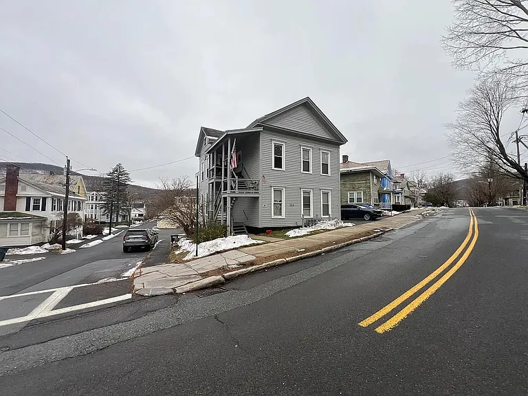 203 Church St #1 — Photo 3
