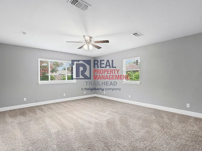 6264 Jennie Dr — Photo 15