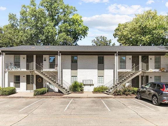 2nd image of 685-691 Idlewild Cir #685-G