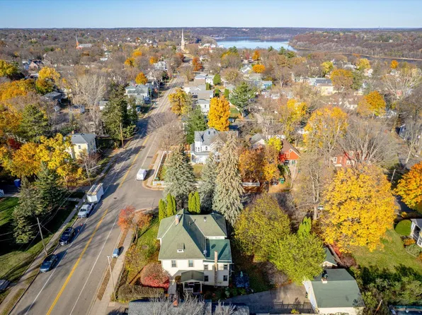 103 Burlington St E, Stillwater, MN 55082