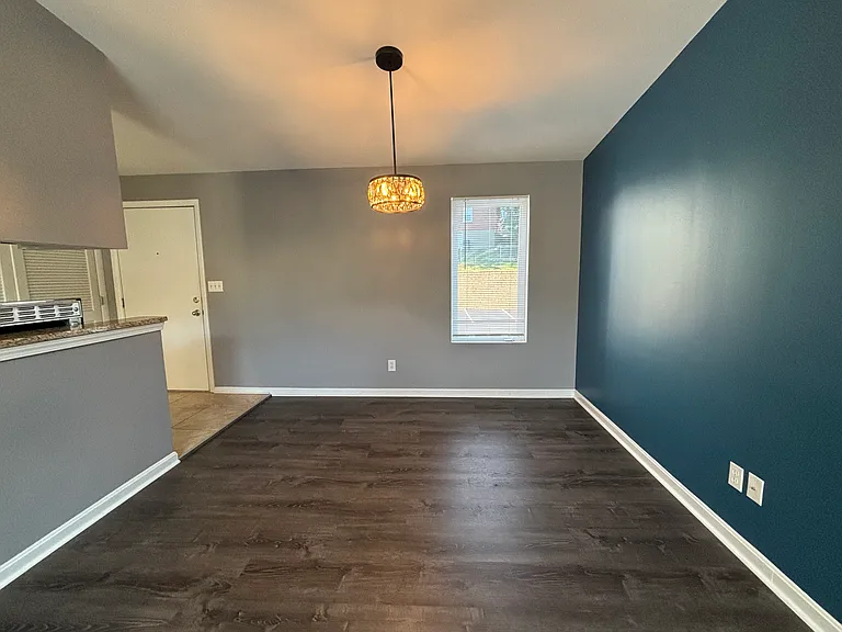 2745 Grinstead Dr #208 — Photo 12