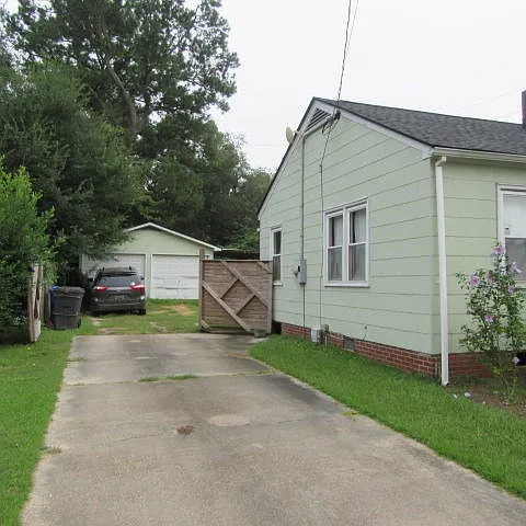 1195 Camden St — Photo 2
