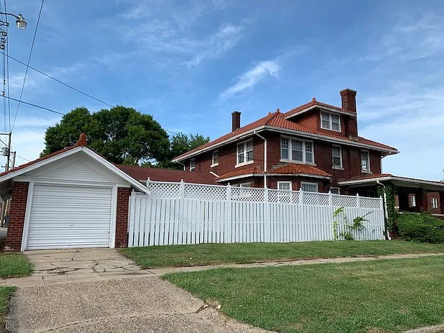 Building Photo 3