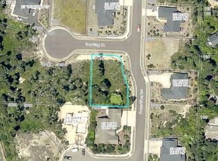 30 Fawn View Ln, Florence, OR 97439