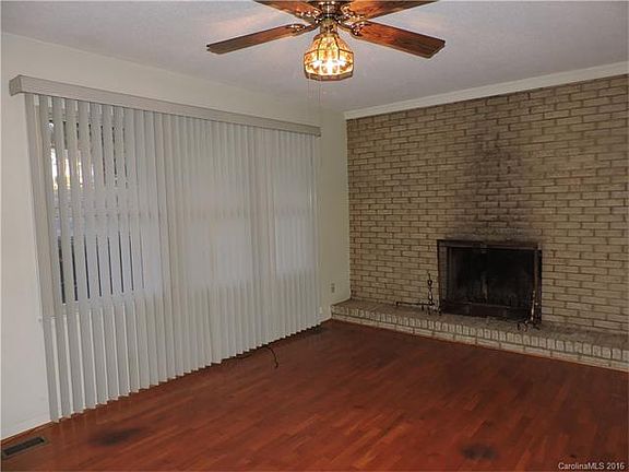 5th image of 1113 Brookwood Ext