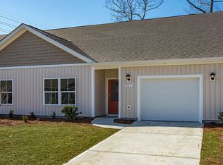 111 Sea Shell Dr, Murrells Inlet, SC 29576