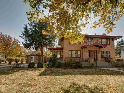 319 E 1st St, Newton, KS, 67114