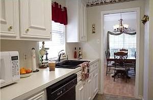 5th image of 6209 Strateford Dr