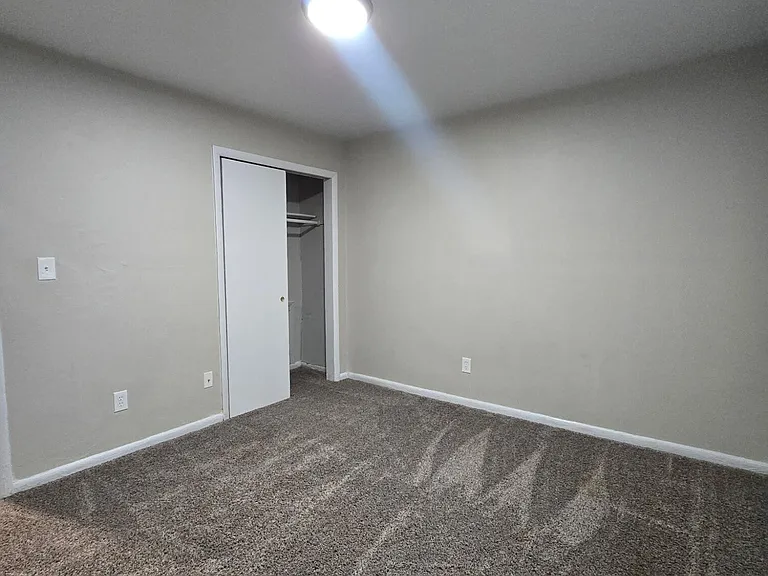 726 Townside Rd SW #12 — Photo 10