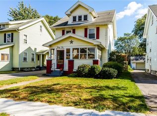 42 Cedarwood Rd, Rochester, NY 14617