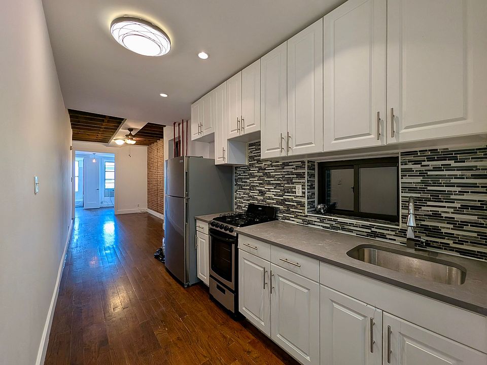 1st image of 73 Steuben St #2A