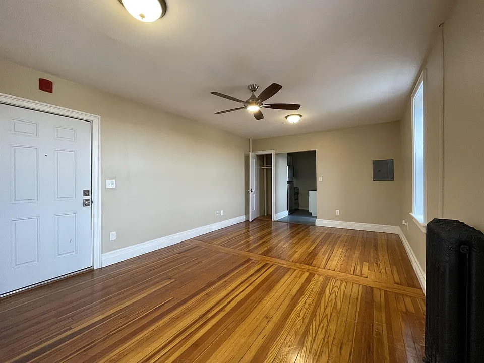118 Jay St #9