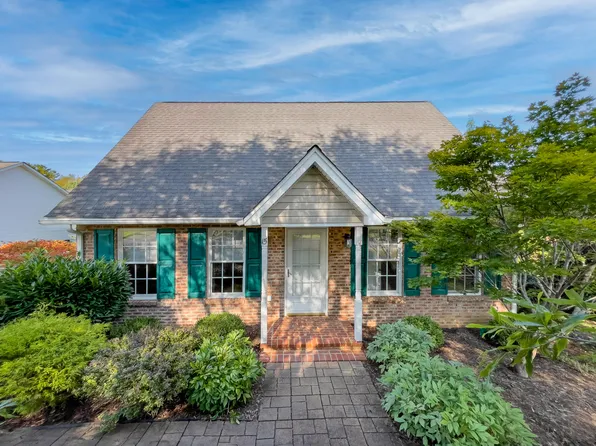 15 Poyntz Pl, Lexington, VA 24450