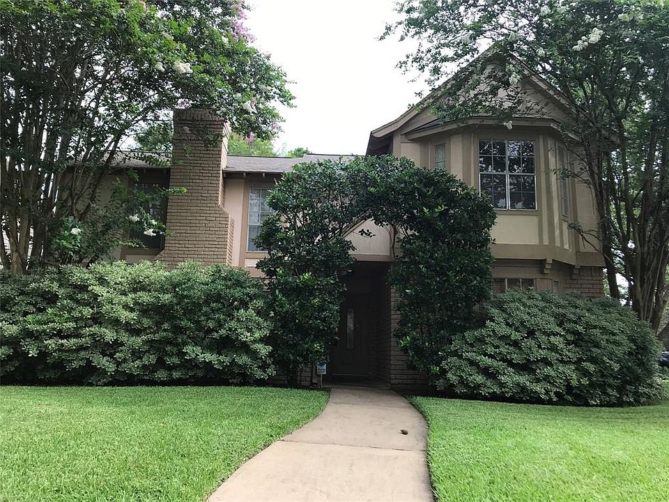 1st image of 14802 Sagamore Hills Dr