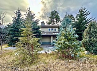 1095 Looking Glass Rd, Big Sky, MT 59716