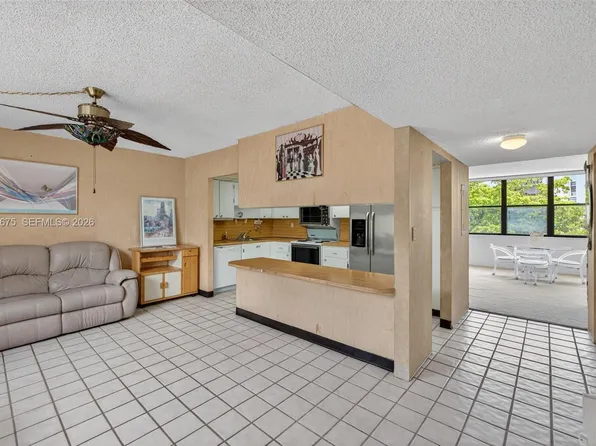 20381 NE 30th Ave APT 410-7, Aventura, FL 33180