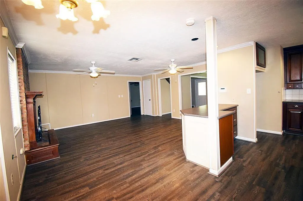 Building Photo - 1806 Cedarwood Ct