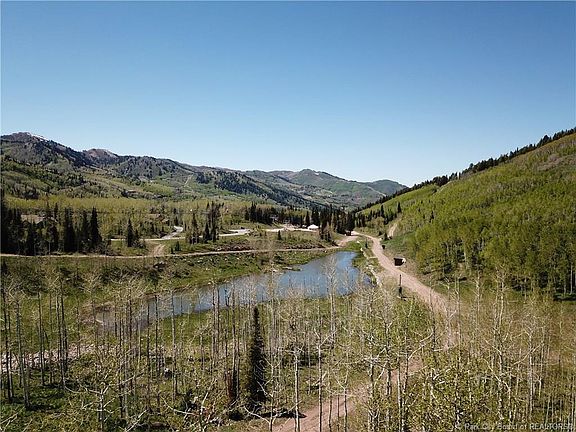 4th image of 250 White Pine Canyon Rd