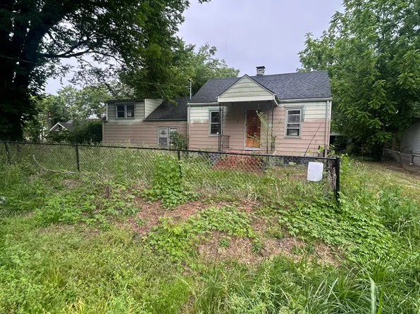 17 Cahokia St, Cahokia, IL 62206