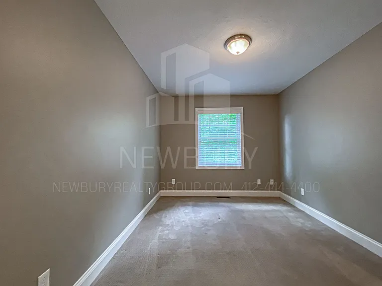 113-155 Banksville Pl — Photo 25