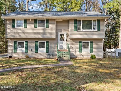 69 Wineberry Lane, Malta, NY, 12020