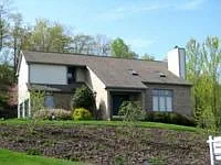 354 Warrick Dr photo 1