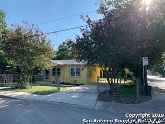 5th image of 603 S San Horacio Ave