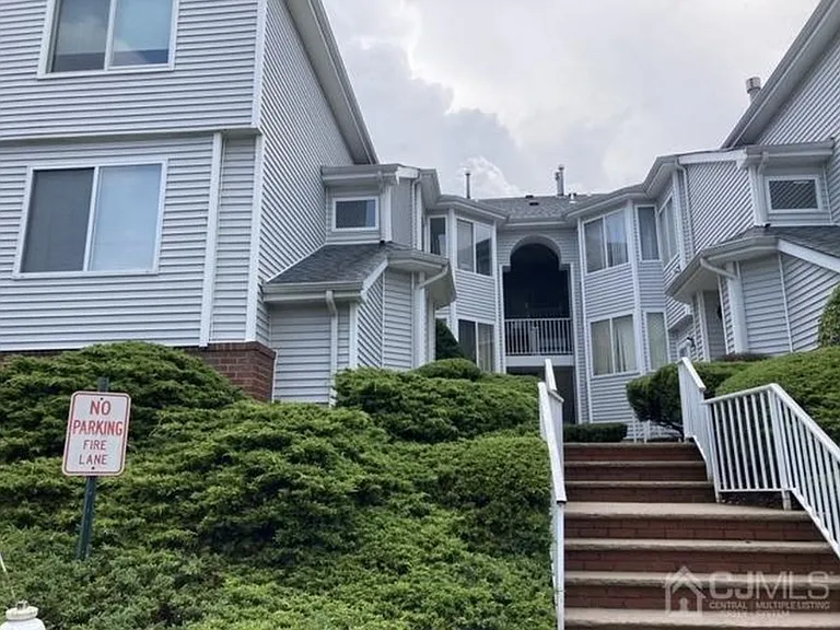 2603 Jesse Way — Photo 2