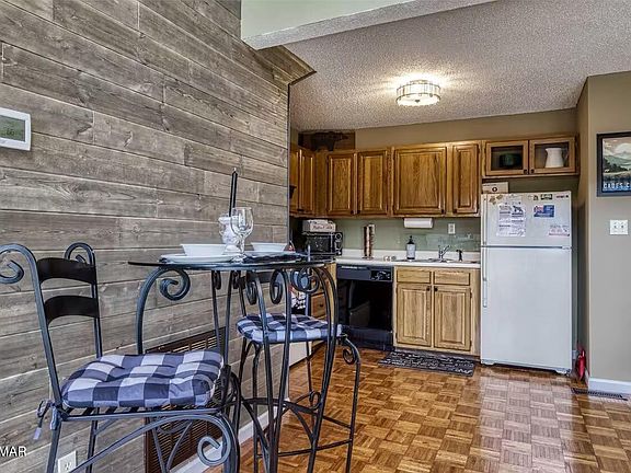4th image of 1434 N Arbon Ln