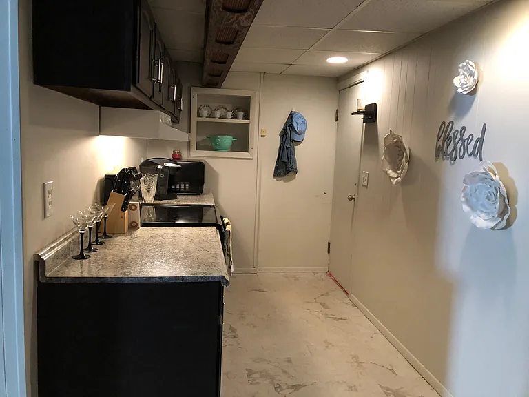 414 Locust St #4 — Photo 10