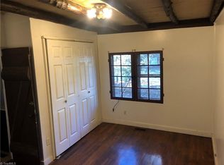 2501 Pinecroft Rd, Greensboro, NC 27407